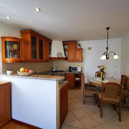 Apartament Lidija
