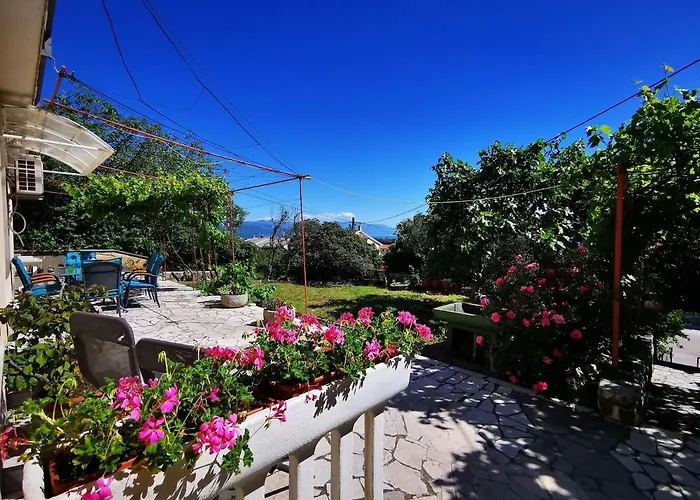 Lidija Apartament *