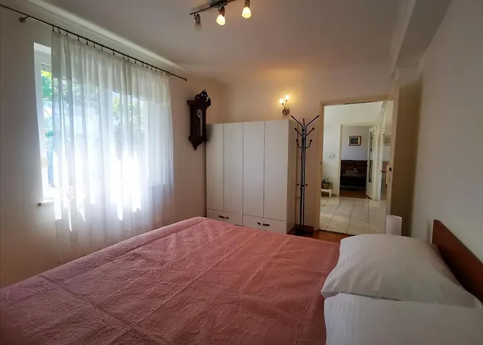 Apartament Lidija *