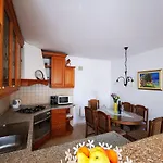 Lidija Διαμέρισμα *