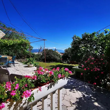 Lidija Apartment *