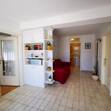 Lidija * Novi Vinodolski