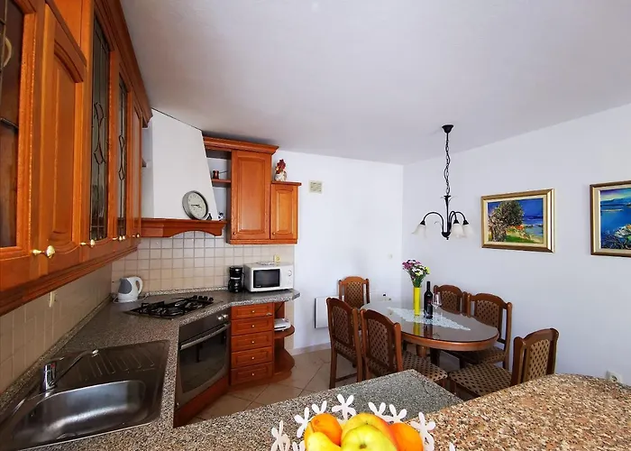 Lidija Apartman *